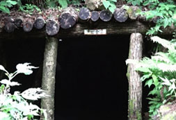 Geta gold-mine ruin Geopoint